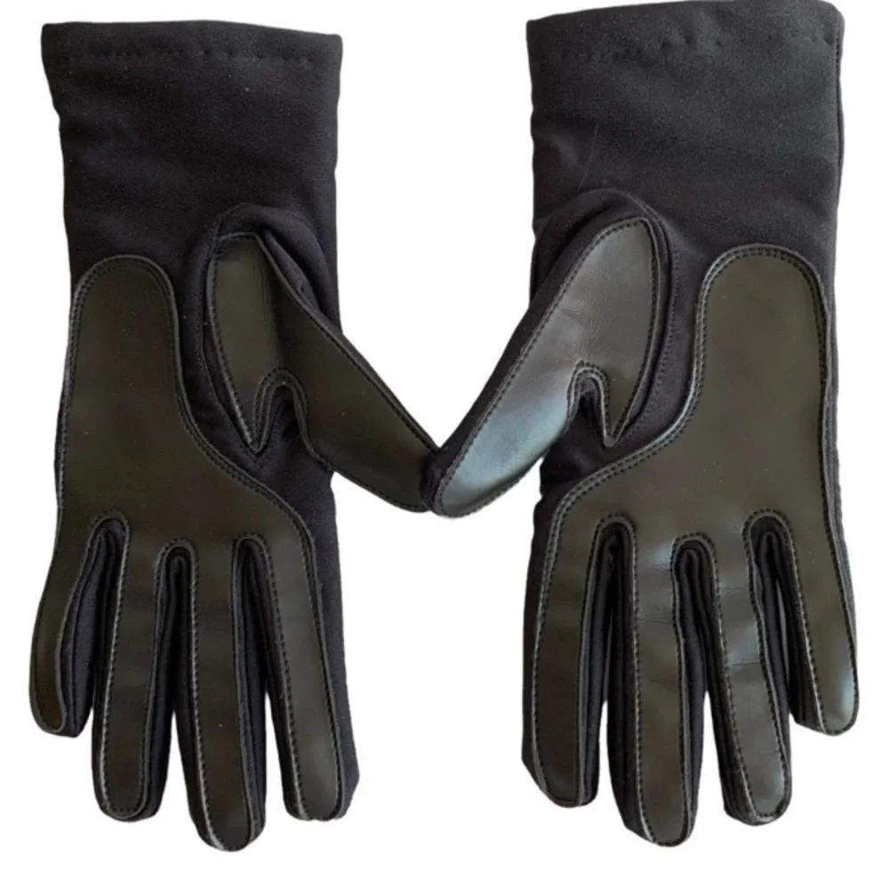 Berkshire Handkrchf Women’s Black Vintage Gloves